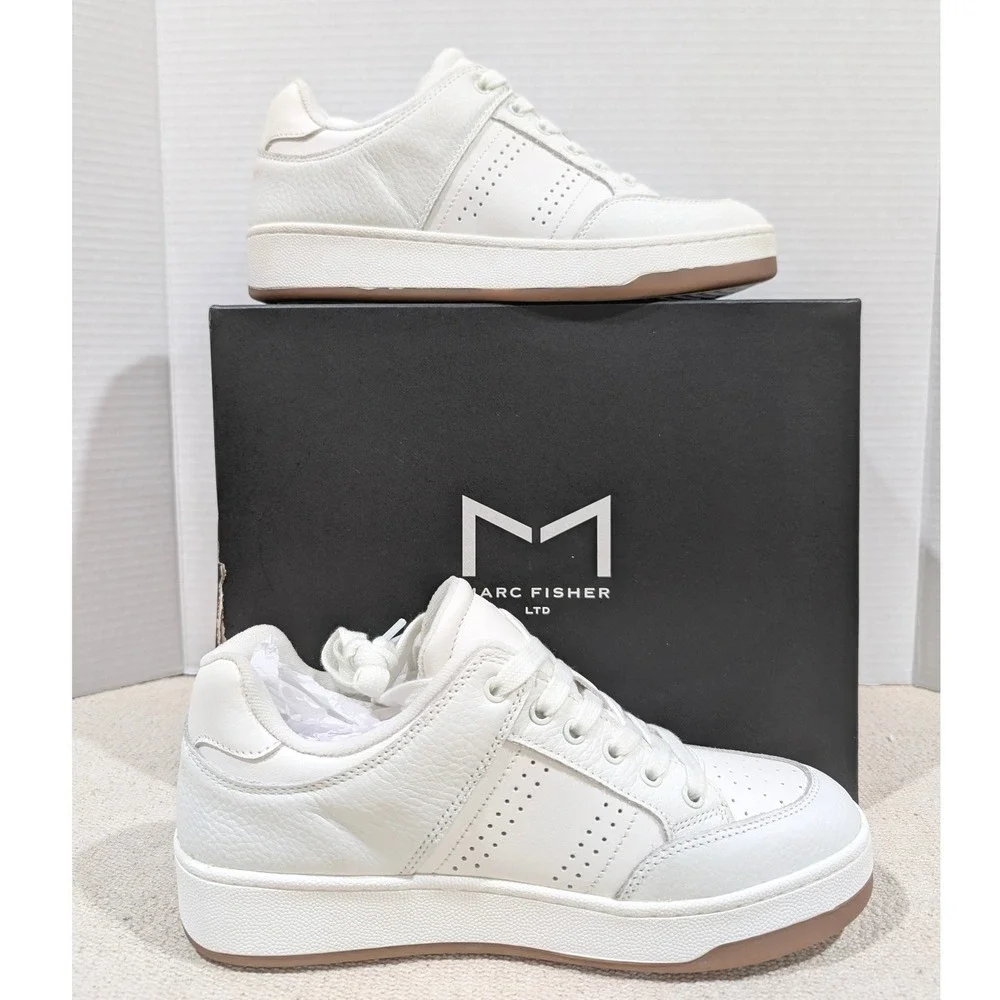 Marc Fisher Flynn Ivory Pebbled Leather Lace Up Sneakers 7M Minimalist NIB